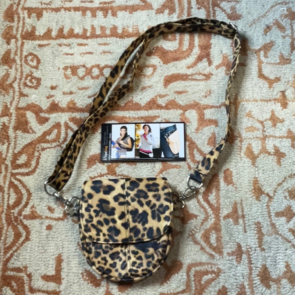 Purse for cell phone